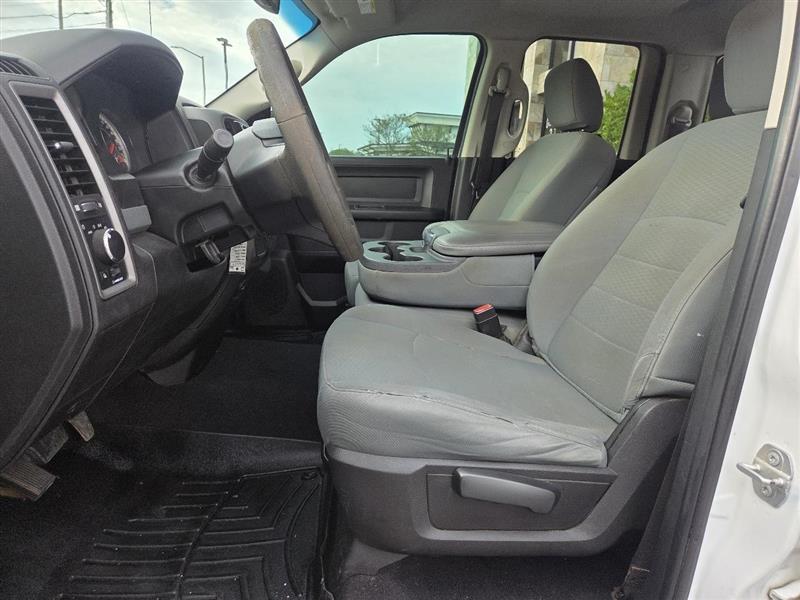 RAM 1500 Classic Tradesman Quad Cab 2WD 2019