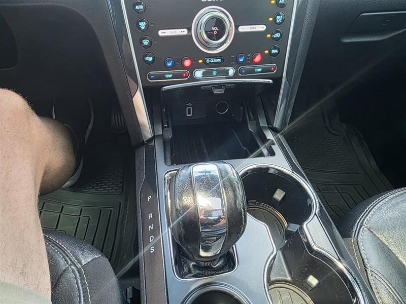 Ford Explorer Limited FWD 2019