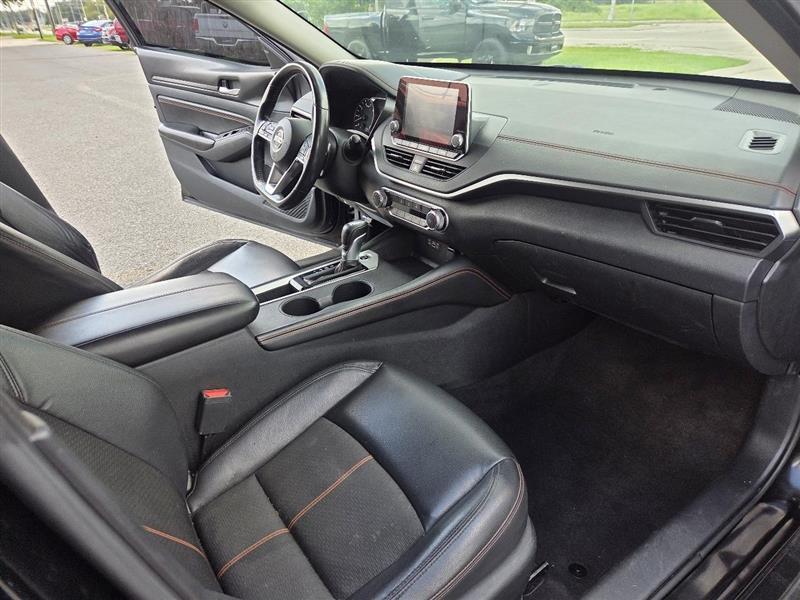 Nissan Altima 2.5 SR 2022