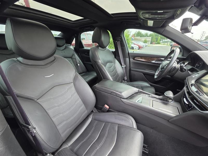Cadillac CT6 3.6L Luxury AWD 2016