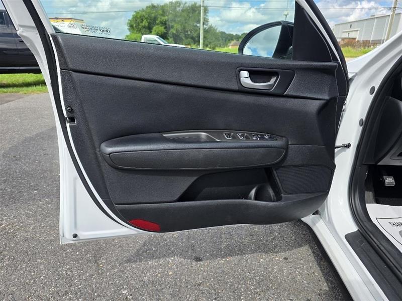 Kia Optima SE 2020