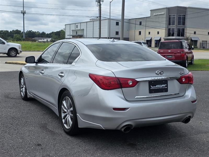 Infiniti Q50 Premium 2014