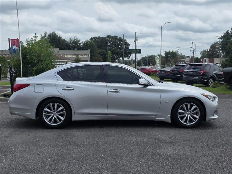 Infiniti Q50 Premium 2014