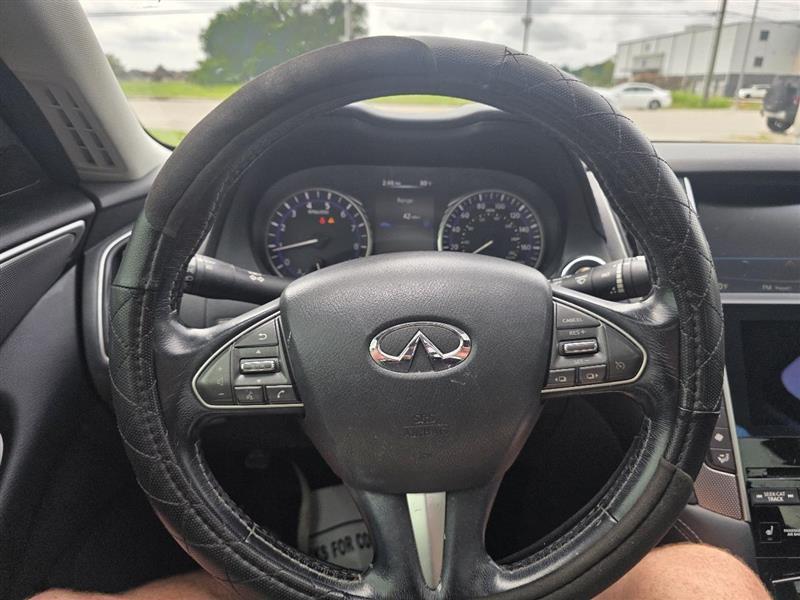 Infiniti Q50 Premium 2014