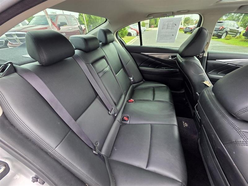 Infiniti Q50 Premium 2014
