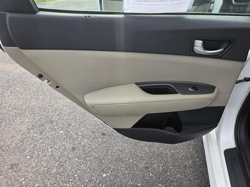 Kia Optima LX 2016