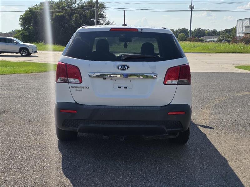 Kia Sorento LX 2WD 2013