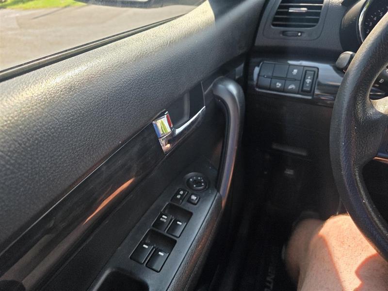 Kia Sorento LX 2WD 2013