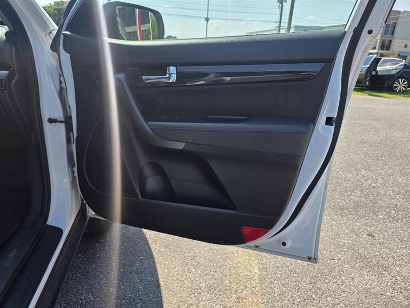 Kia Sorento LX 2WD 2013