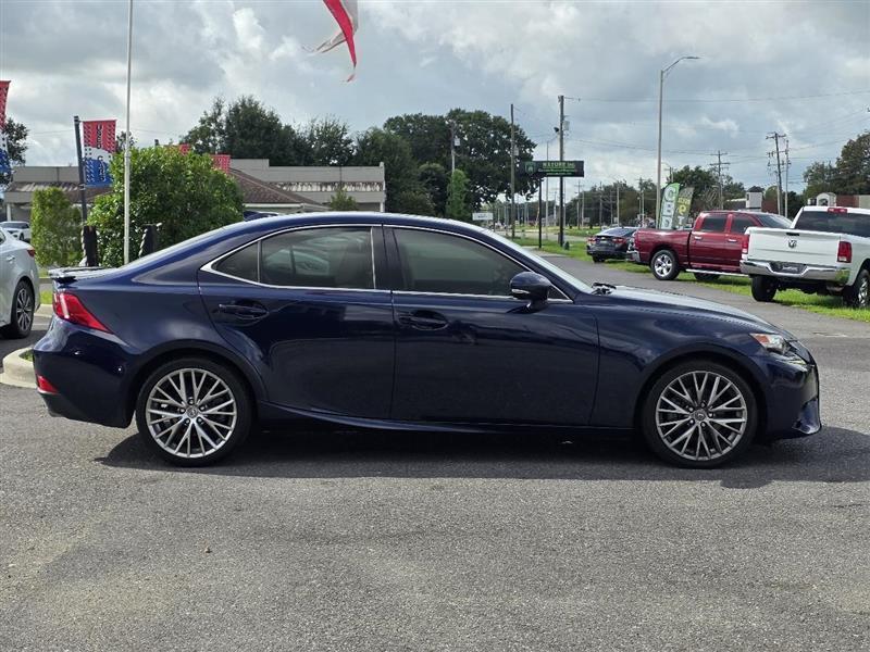 Lexus IS 250 RWD 2015