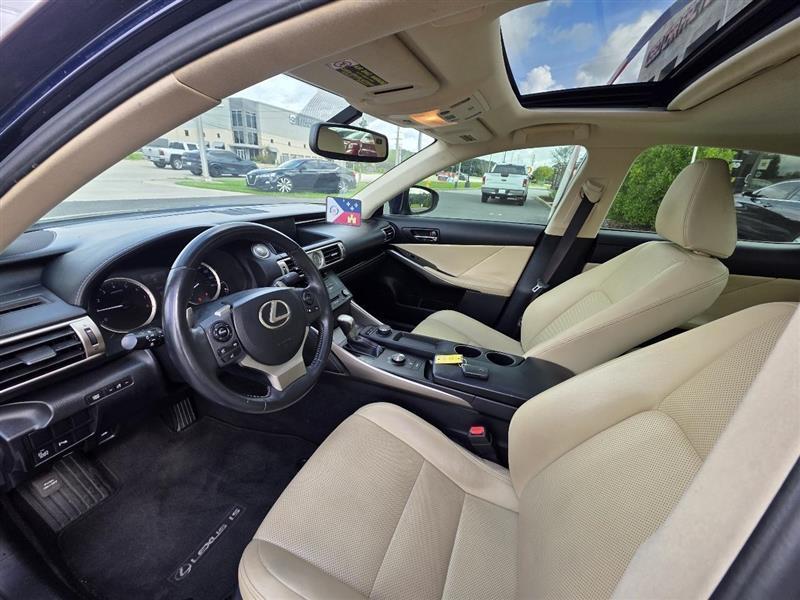 Lexus IS 250 RWD 2015