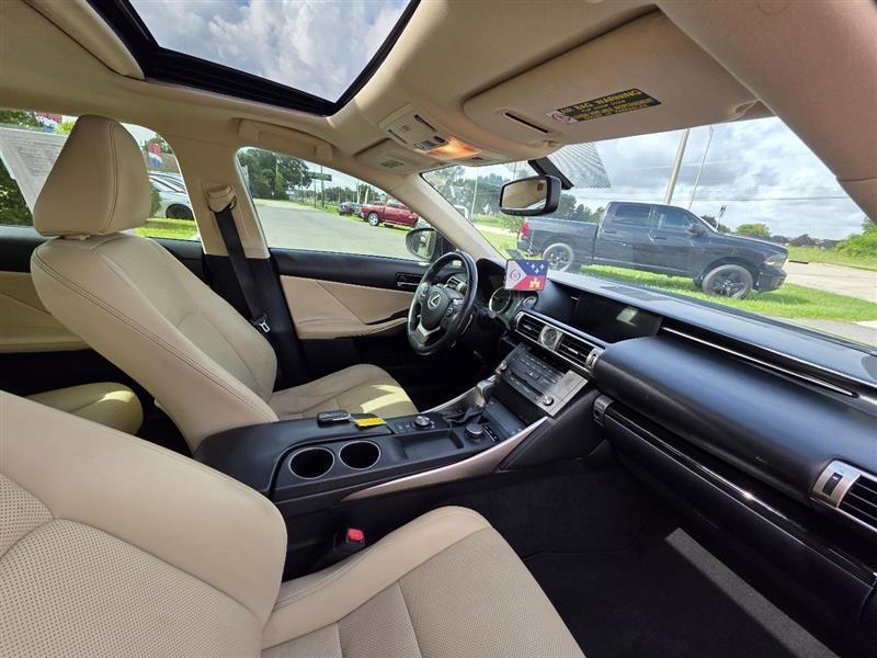 Lexus IS 250 RWD 2015