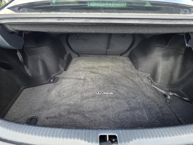 Lexus IS 250 RWD 2015