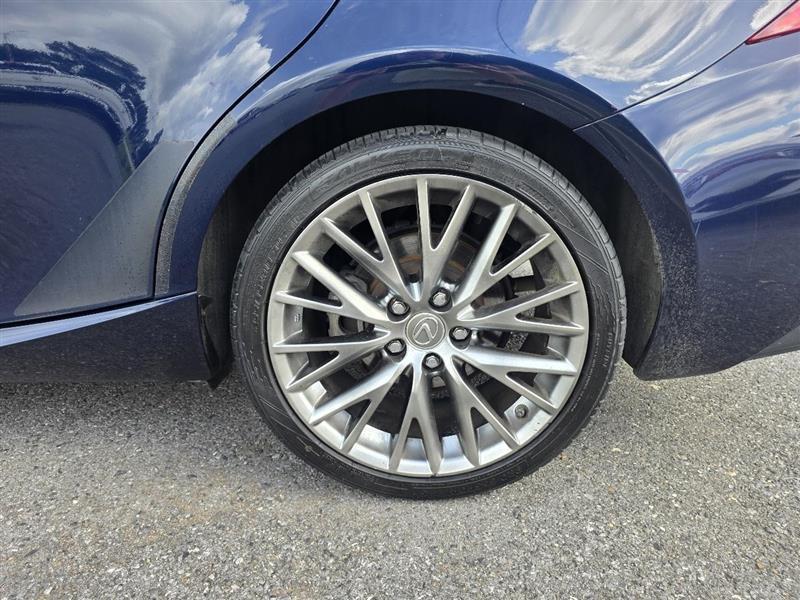 Lexus IS 250 RWD 2015