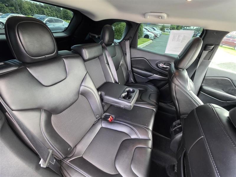 Jeep Cherokee Latitude Plus FWD 2019