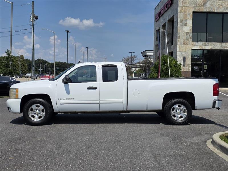 Chevrolet Silverado 1500 LT1 Ext. Cab Long Box 2WD 2009