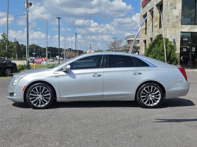 Cadillac XTS Luxury FWD 2014