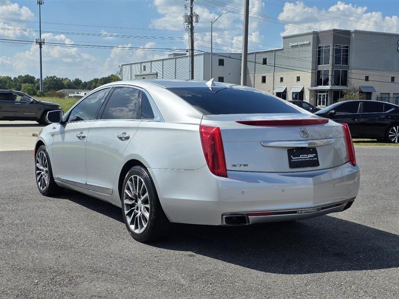 Cadillac XTS Luxury FWD 2014