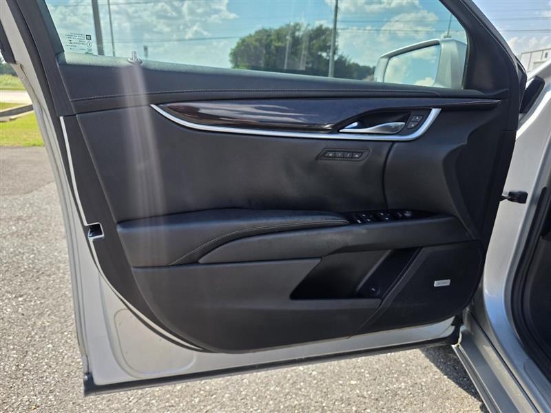 Cadillac XTS Luxury FWD 2014