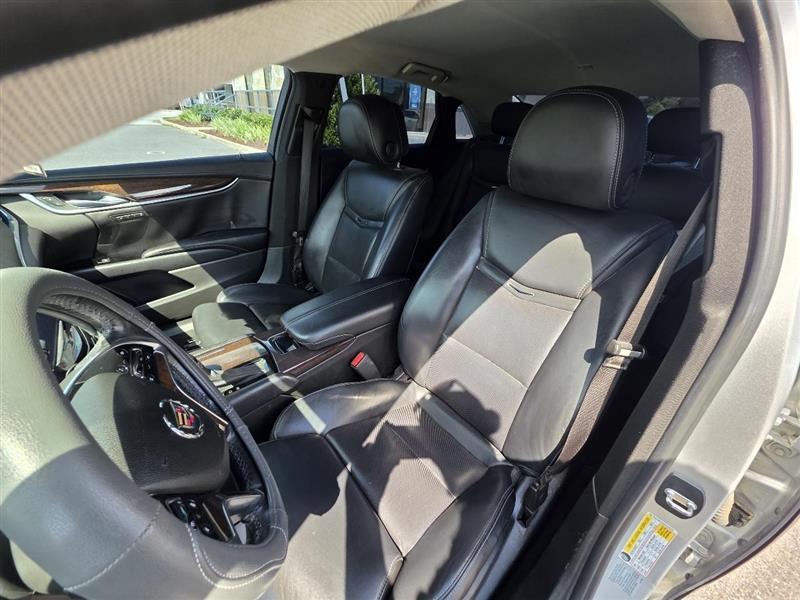 Cadillac XTS Luxury FWD 2014