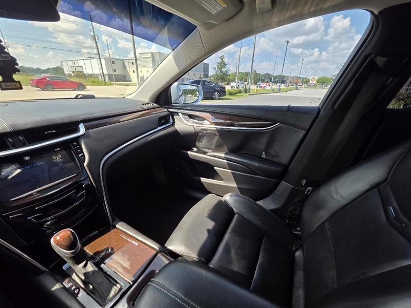 Cadillac XTS Luxury FWD 2014