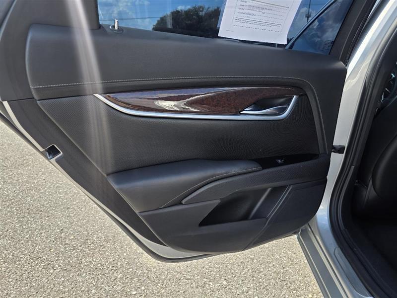 Cadillac XTS Luxury FWD 2014