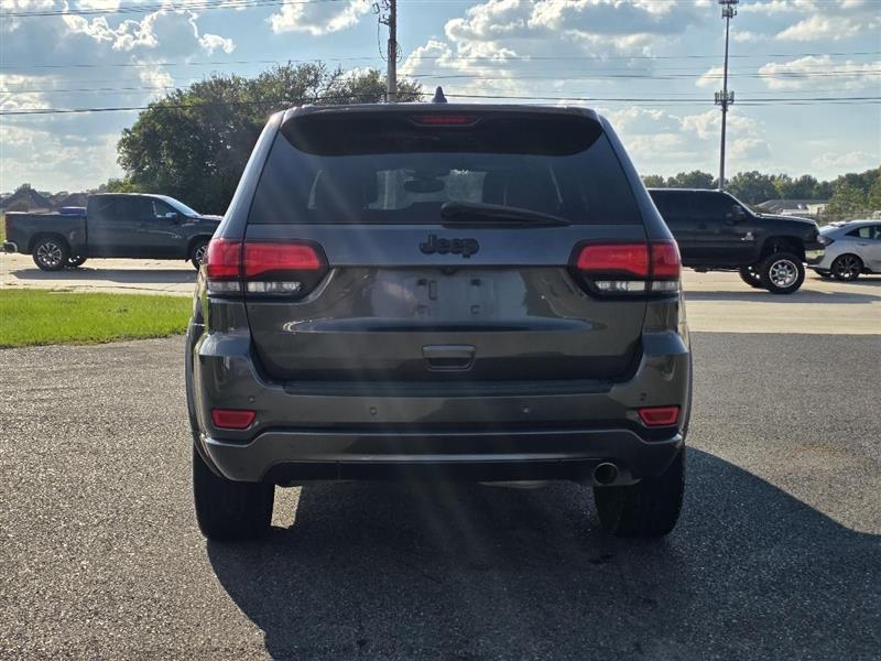 Jeep Grand Cherokee Laredo 2WD 2019