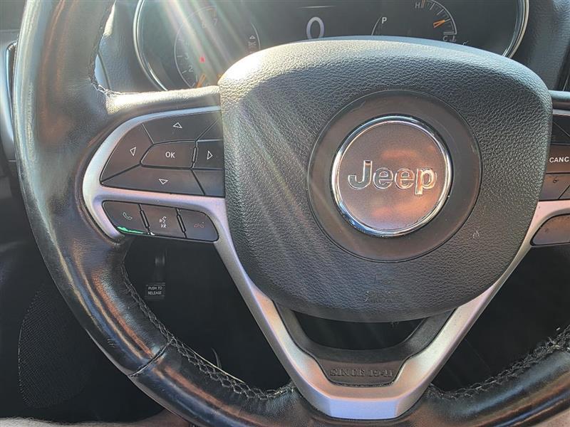 Jeep Grand Cherokee Laredo 2WD 2019