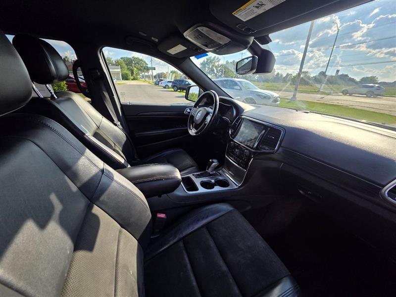 Jeep Grand Cherokee Laredo 2WD 2019