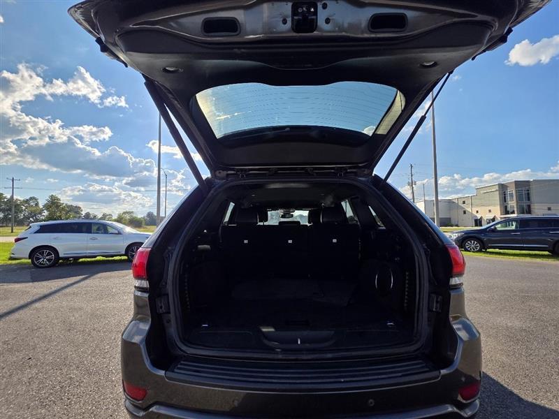 Jeep Grand Cherokee Laredo 2WD 2019