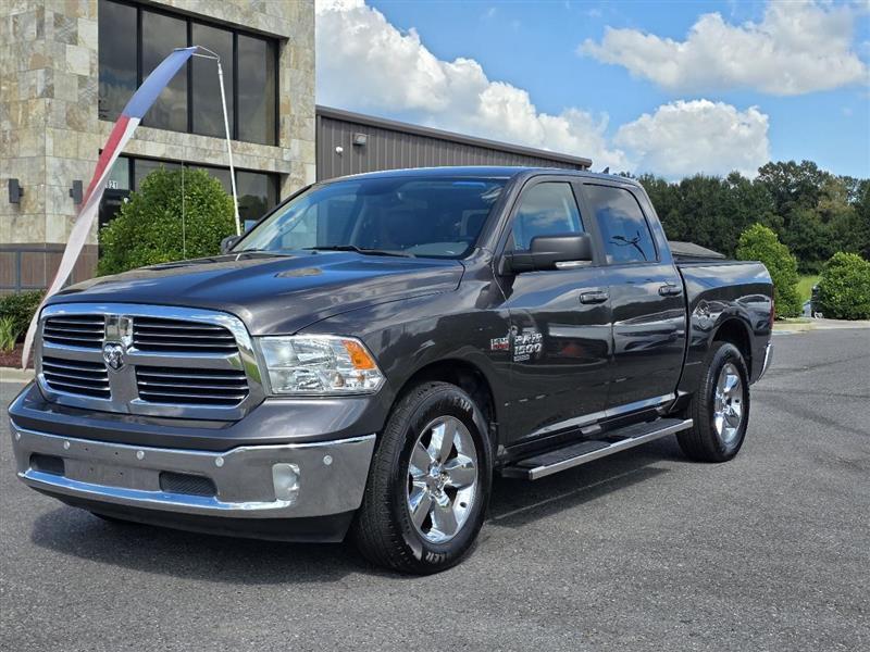 RAM 1500 Classic Tradesman Crew Cab SWB 2WD 2019