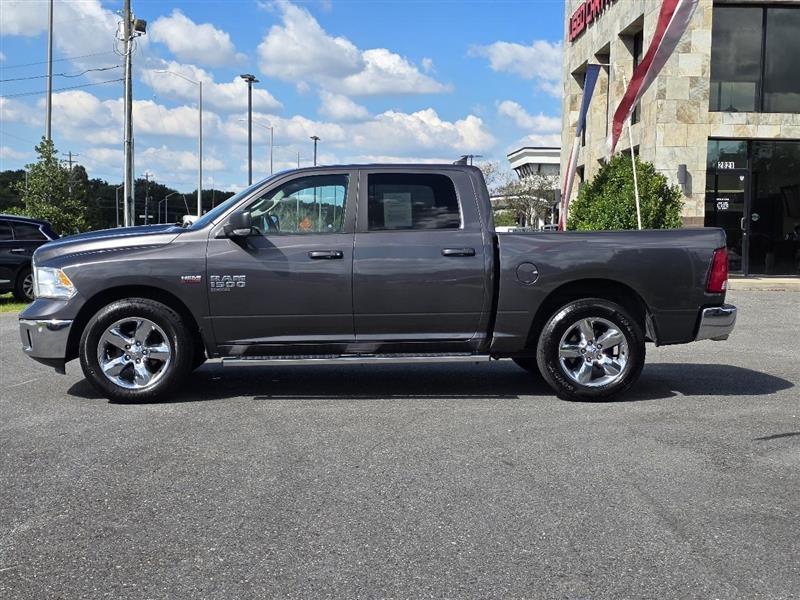 RAM 1500 Classic Tradesman Crew Cab SWB 2WD 2019