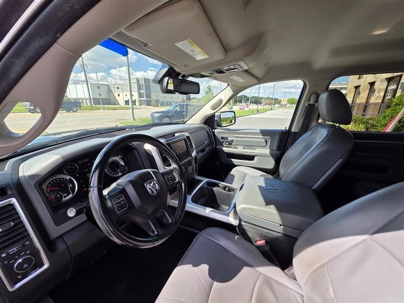 RAM 1500 Classic Tradesman Crew Cab SWB 2WD 2019