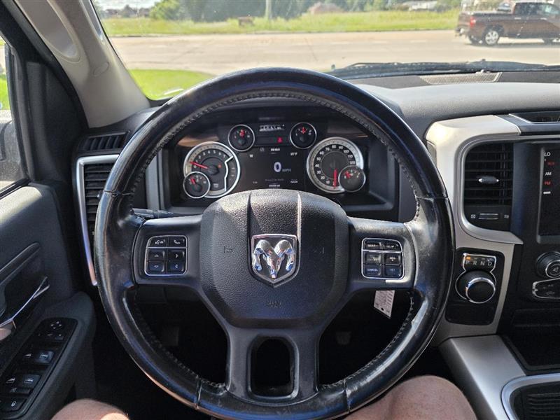 RAM 1500 Classic Tradesman Crew Cab SWB 2WD 2019