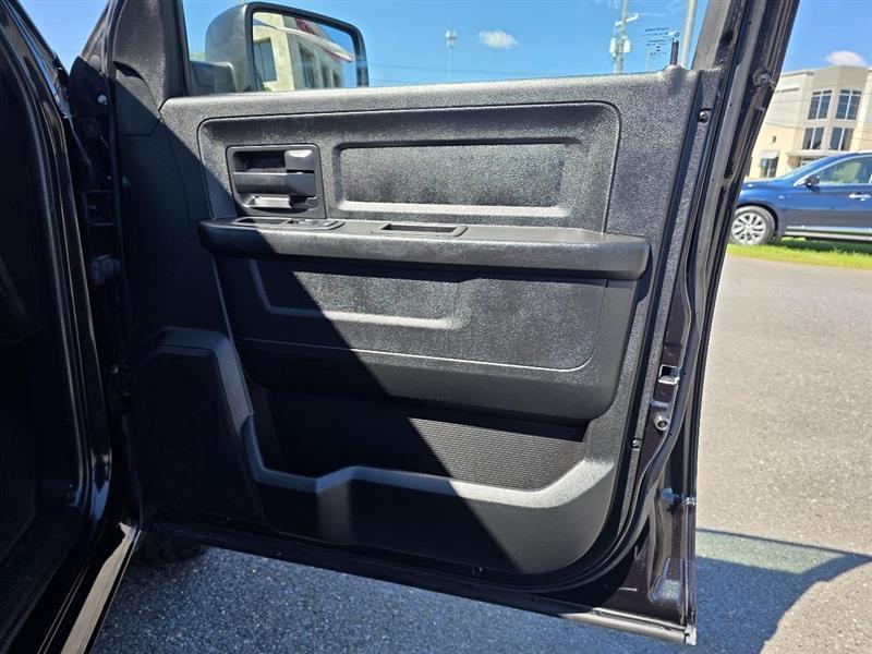 RAM 1500 Classic Tradesman Quad Cab 2WD 2019