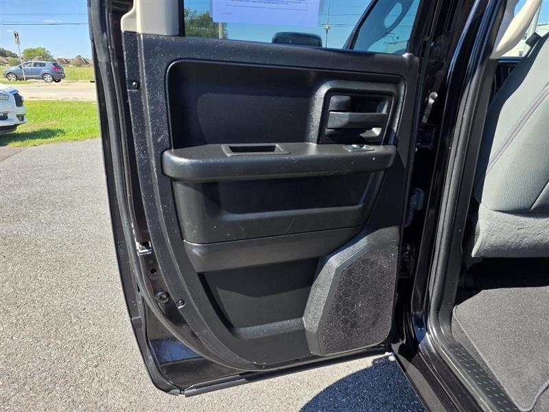 RAM 1500 Classic Tradesman Quad Cab 2WD 2019