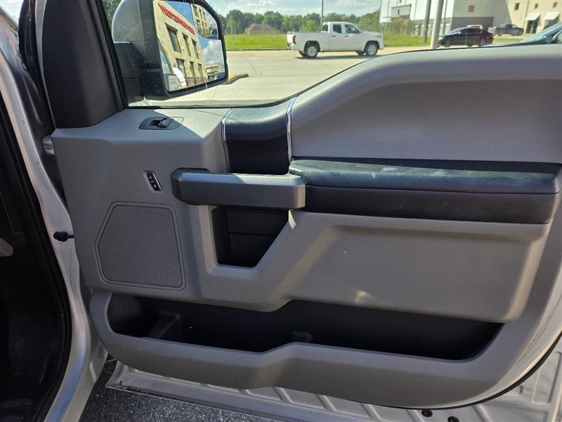 Ford F-150 XLT SuperCrew 5.5-ft. Bed 2WD 2017