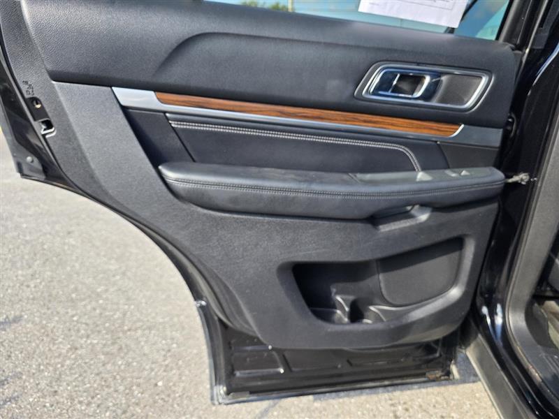 Ford Explorer Limited FWD 2016