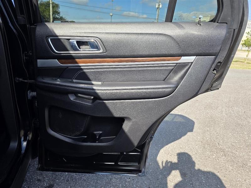 Ford Explorer Limited FWD 2016