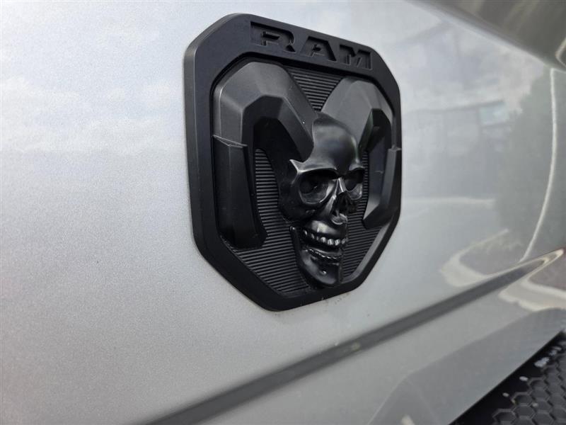 RAM 1500 Sport Crew Cab SWB 2WD 2014