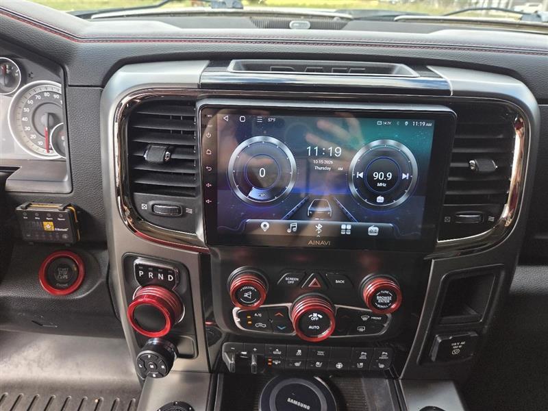 RAM 1500 Sport Crew Cab SWB 2WD 2014