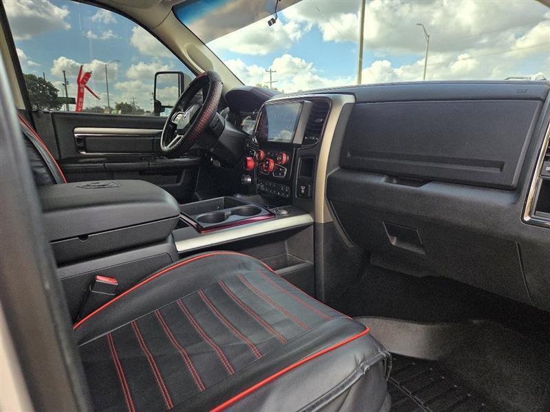 RAM 1500 Sport Crew Cab SWB 2WD 2014