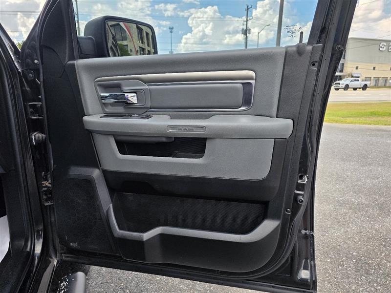 RAM 1500 SLT Crew Cab SWB 2WD 2018