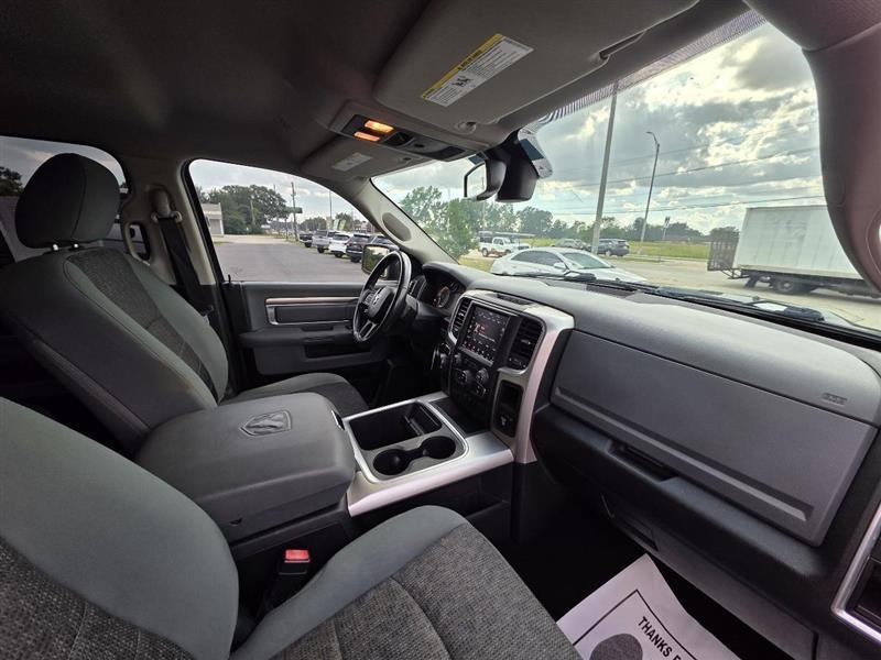 RAM 1500 SLT Crew Cab SWB 2WD 2018