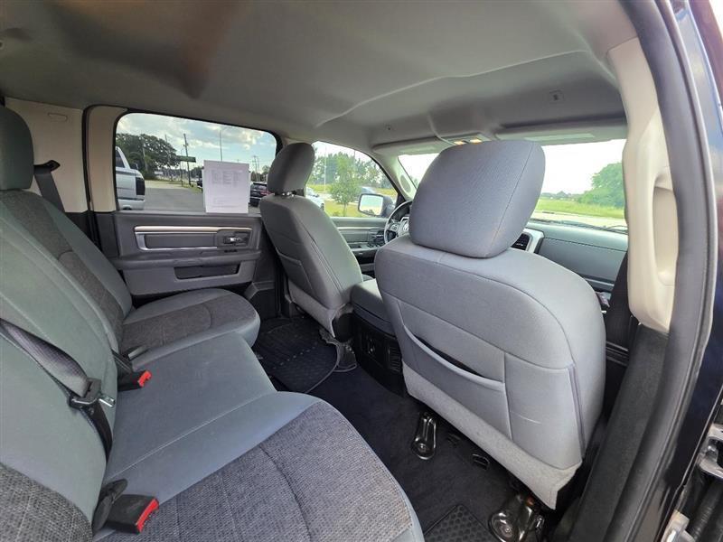 RAM 1500 SLT Crew Cab SWB 2WD 2018