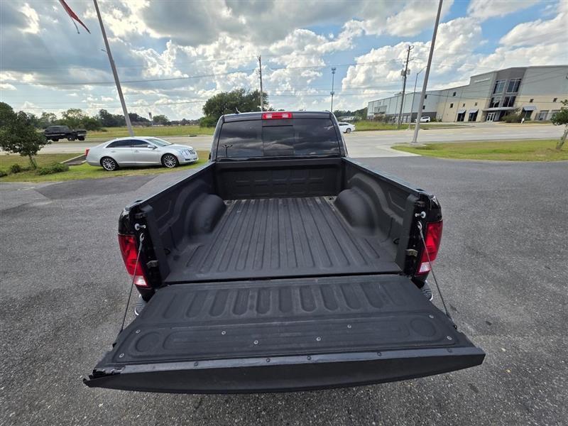 RAM 1500 SLT Crew Cab SWB 2WD 2018
