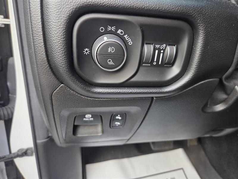 RAM 1500 Big Horn Quad Cab 2WD 2019