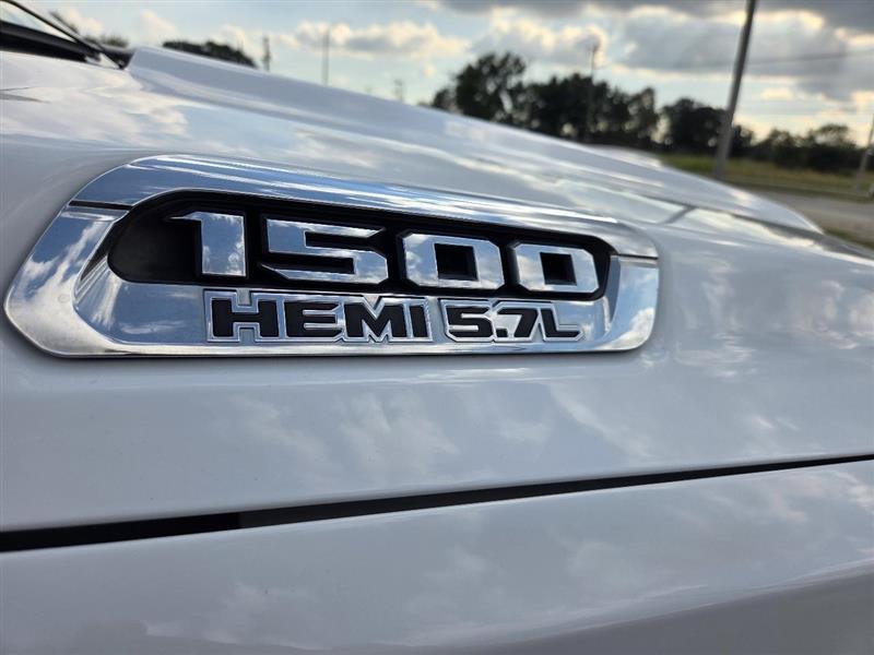 RAM 1500 Big Horn Quad Cab 2WD 2019