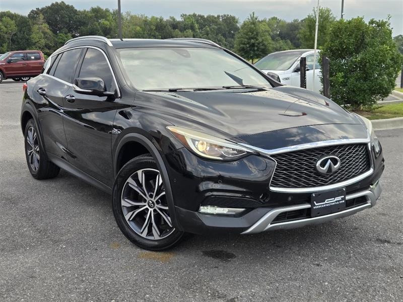Infiniti QX30 Premium AWD 2017