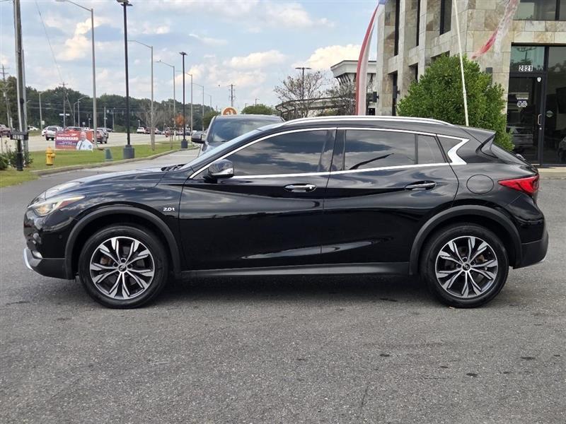 Infiniti QX30 Premium AWD 2017